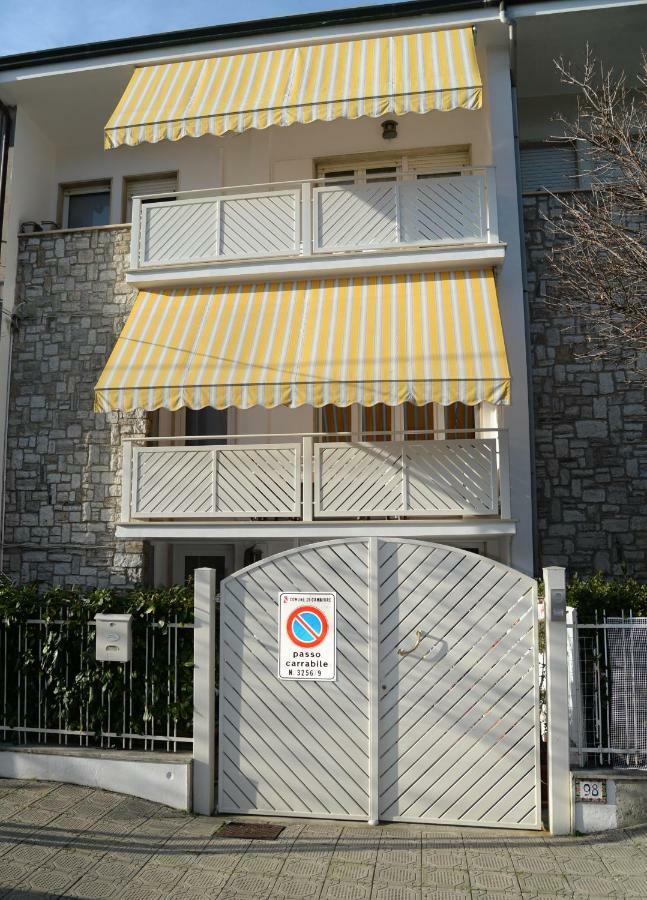 Il Don Minzoni 98 "Casa Vacanze" Lido di Camaiore Exteriér fotografie